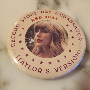 Taylor Swift RSD Button, Free w/ Purchase